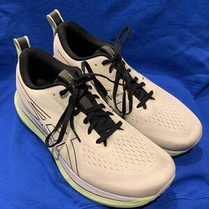 ASICS Glideride Max Size 12M